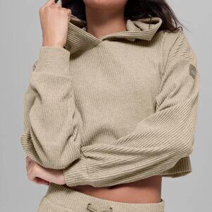 ALO Yoga Women's"Muse" Hoodie in Gravel Heather
